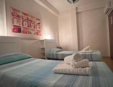 Large Twin Room