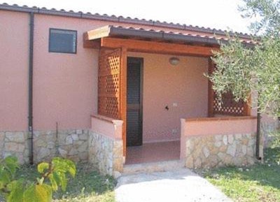One-Bedroom Apartment (4 Adults)