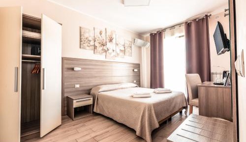 Standard Double or Twin Room with Balcony