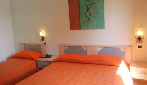 Triple Room with Sea View