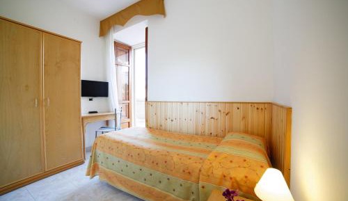 Economy Single Room