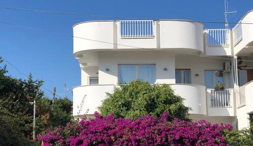 Villa with Sea View