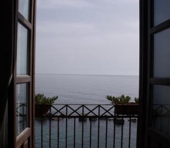Single Room with Balcony and Sea View