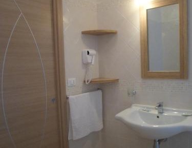 Single Room with Private Bathroom