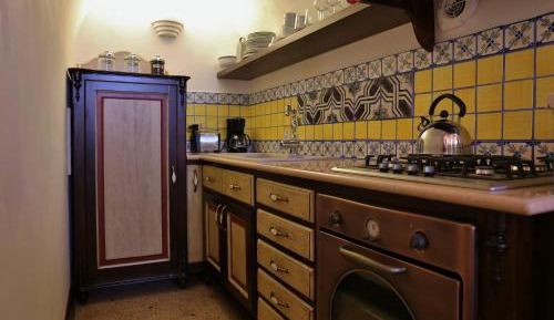 One-Bedroom Apartment - Split Level