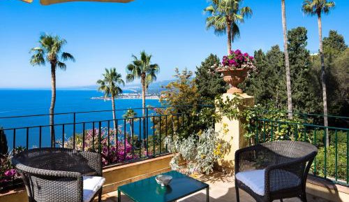 Double or Twin Room with Balcony and Sea View