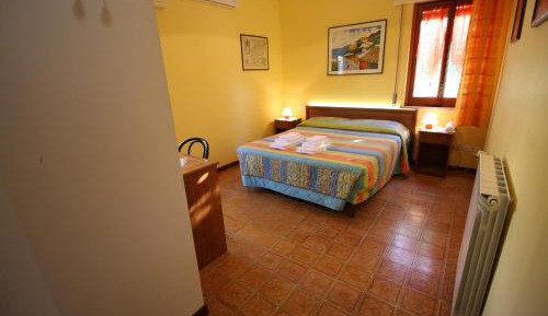 Double or Twin Room with Terrace