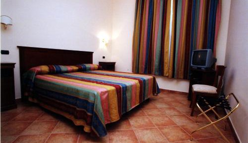 Two Connecting Double Rooms