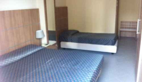 Standard Triple Room with Beach Access