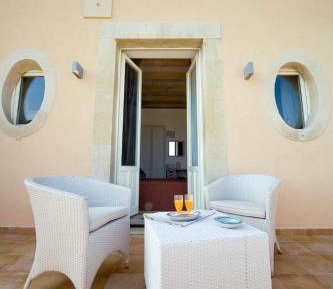 Superior Double or Twin Room with Terrace