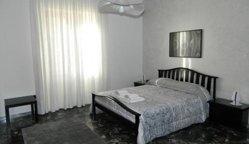 Double Room with Private External Bathroom