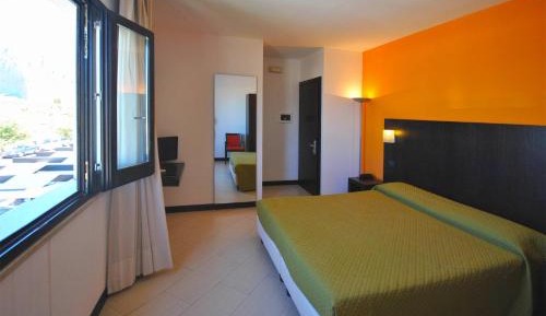 Standard Double or Twin Room with Sea View