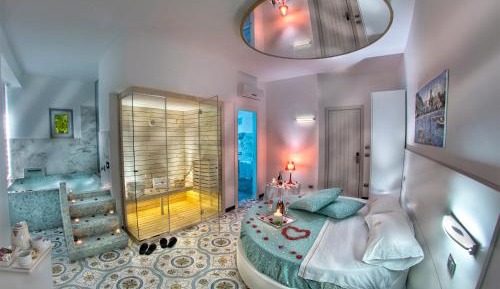 Suite with Sauna
