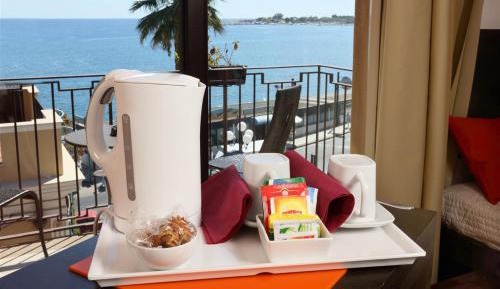Superior Double Room with Sea View and Balcony