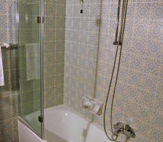 Economy Double or Twin Room with Sea View