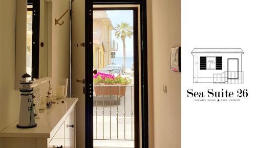 Deluxe Suite with Sea View