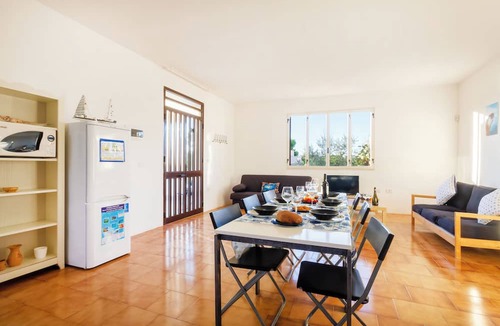 Porto Cesareo Villa | Porto Cesareo Air-conditioned Villa Sleeps 12 Torre Lapillo