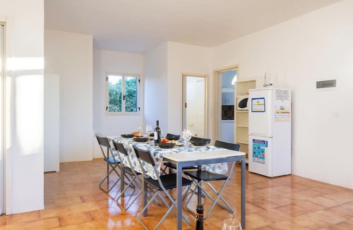 Porto Cesareo Villa | Porto Cesareo Air-conditioned Villa Sleeps 12 Torre Lapillo