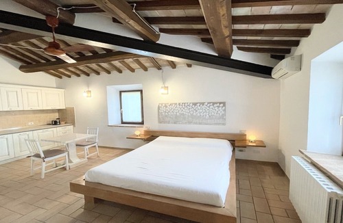 Limiti Villa | Spello By The Pool - Sleeps 11, Italy - Large Private Pool - Aircon - Wifi