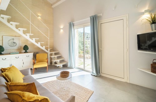 Avola Other | Azalo Country House