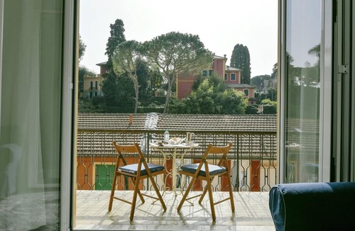 Santa Margherita Ligure Apartment | Una Finestra su Villa Durazzo by Wonderful Italy