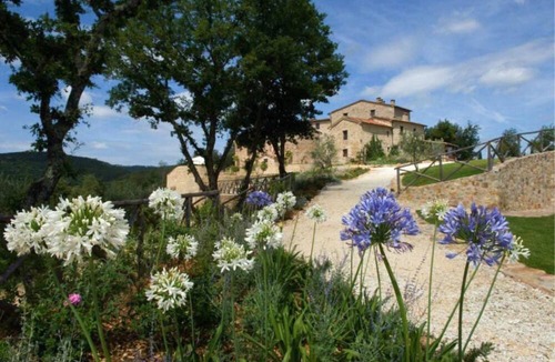 Monticiano Villa | Big Estate near Siena - exclusive use up to 27 guests