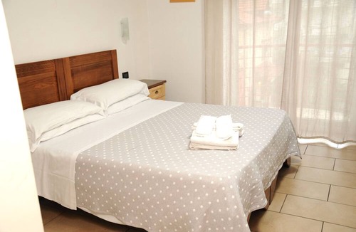 Casoria Hotel | Hotel Fly