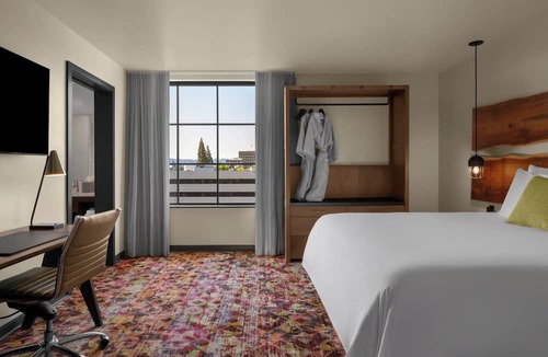Downtown Eugene Hotel | The Gordon Hotel