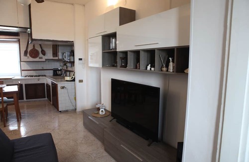 Pontecagnano Faiano House | Rilassante E Indipendente- La Rondinella -detacha