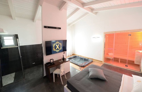 Saviano House | X Hotel