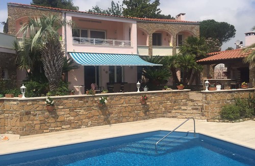 Cipressa Villa | Luxurious property with private pool, BBQ and fantastic sea views