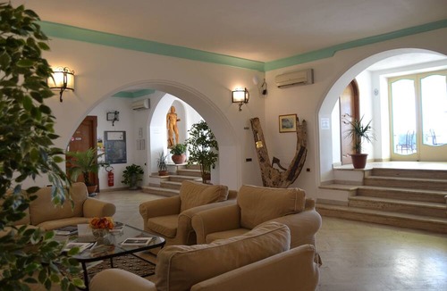 San Vincenzo Hotel | Hotel Ossidiana Stromboli Center