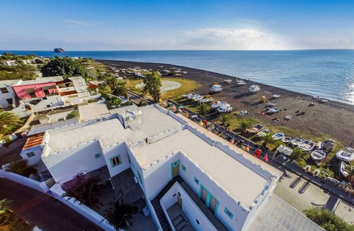 San Vincenzo Hotel | Hotel Ossidiana Stromboli Center