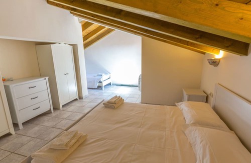 Arenella Villa | Villa Arenella con Piscina by Wonderful Italy