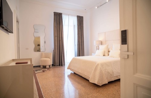 Santa Lucia Bed & Breakfast | La Corte di Partenope Suites