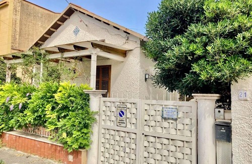 Mondello Villa | Villa Orlando Mondello - an oasis of peace a stone's throw from the sea