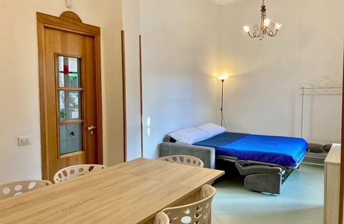 Mondello Villa | Villa Orlando Mondello - an oasis of peace a stone's throw from the sea