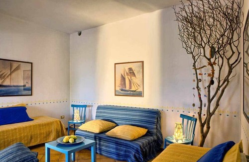 Santa Marina Salina House | House on the beach of Salina - Maestrale