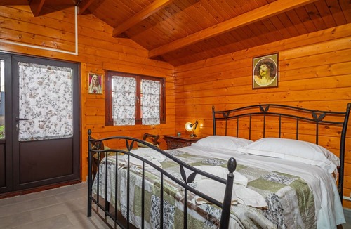 Vaccarizzo Ski Chalet | Chalet 'Vaccarizzo Beach Garden' with Private Terrace, Wi-Fi and Air Conditioning