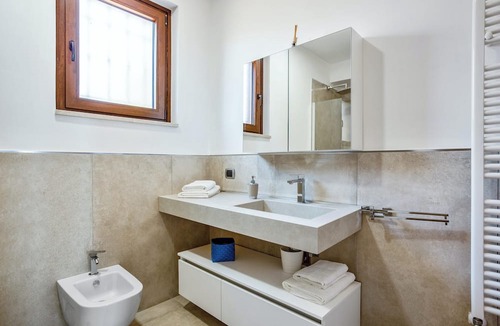 Caiazzo Villa | Homerez - Villa for 17 ppl. with swimming-pool, garden and terrace at Caiazzo