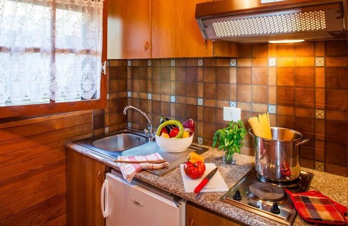 Ceriale Ski Chalet | Bungalow Aromi - Two Bedroom Chalet, Sleeps 5