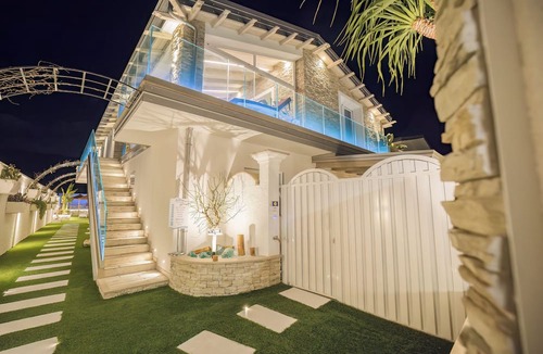 Palmi House | Étoiles Luxury Guest House Resort