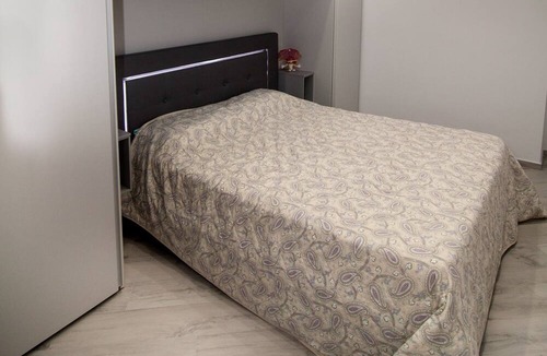 Barletta Apartment | Grand Appartement à 5 Minute a Pied de la Plage Centre Historique et Commerces