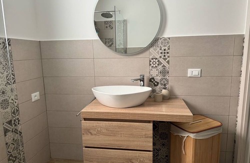 Fiumefreddo di Sicilia Apartment | Detached vacation home on the ground floor with courtyard