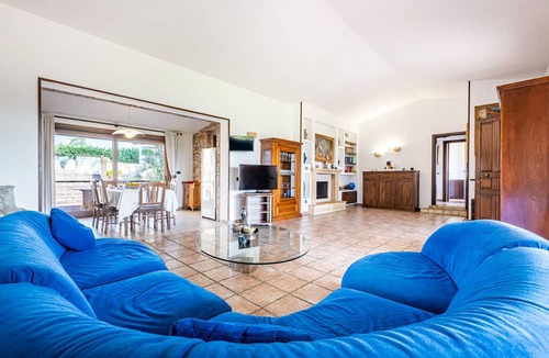 Racale Villa | Villa 'Rita' with Sea View, Pool, Garden, Terrace & Wi-Fi
