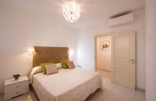 Minori Apartment | Stylish Apartment Close to beach - Al Corso 8 by AMALFIVACATION.IT