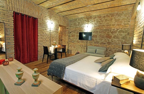 Trastevere Apartment | AUGUSTO AND LIVIA IMPERIAL HOUSE: AUGUSTO HOME