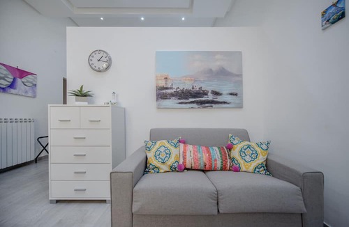 Vomero Apartment | Vomero, close to Metro 1, bars restaurants and shopping ☀️JOLI MIRANDA Apartment