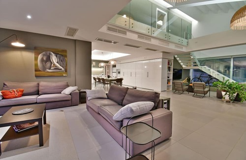 Ragusa Villa | BEACHSIDE, LUXURY APARTMENT