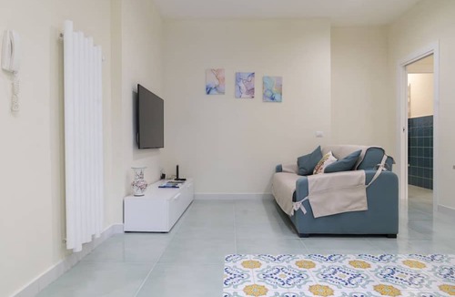 Sorrento Historic Centre Apartment | Modern Apartment with Terrace, Swimming Pool&Tennis